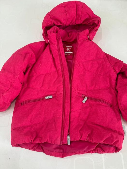 Детские куртки и комбинезоны