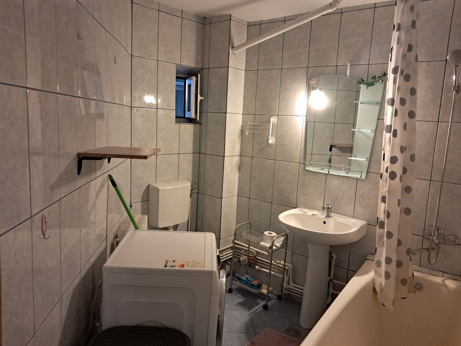 Inchiriez apartament, Iași Canta. Pret 350euro
