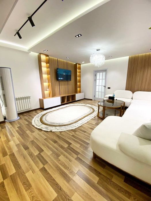 Продаётся Своя Квартира На Метро Новза 3 комн 74m2