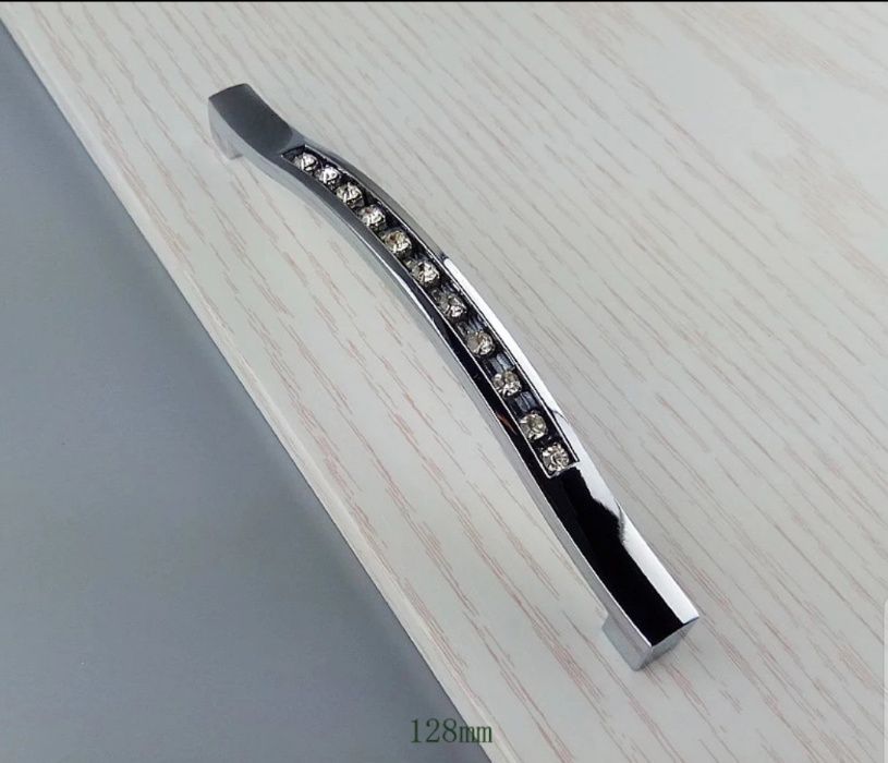 мебелни дръжки метални с камъни 10бр