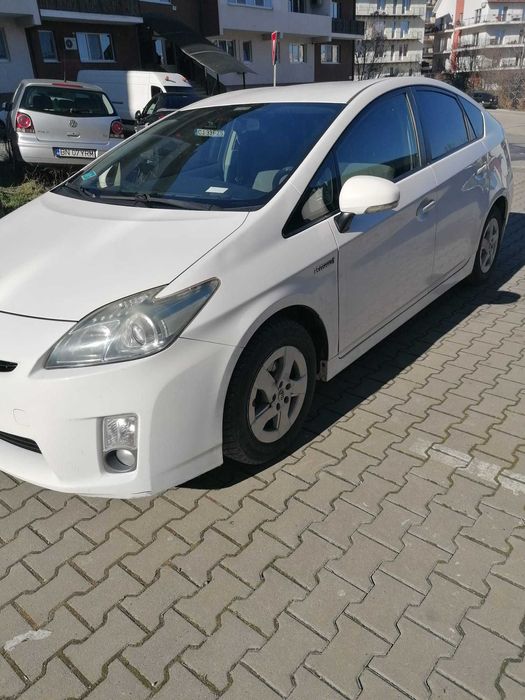 Vand Toyota Prius Hibrid și GPL 2012