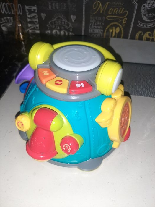 Музыкальный бизиборд развивашка