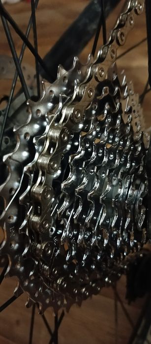 Trinx m1000 черно красный высокий