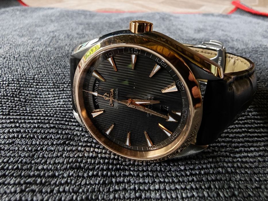 Продавам оригинален часовник omega aqua terra