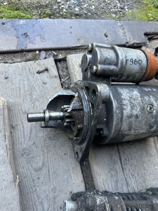 Продам стартер и компрессор на МТЗ