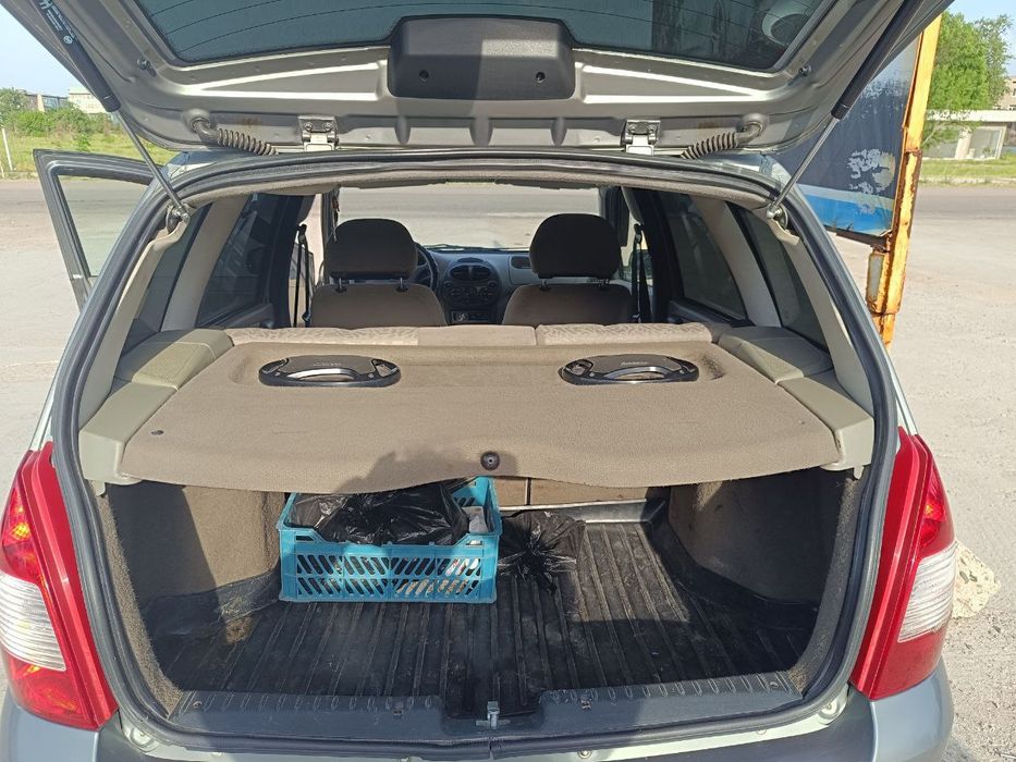 Lada kalina universal