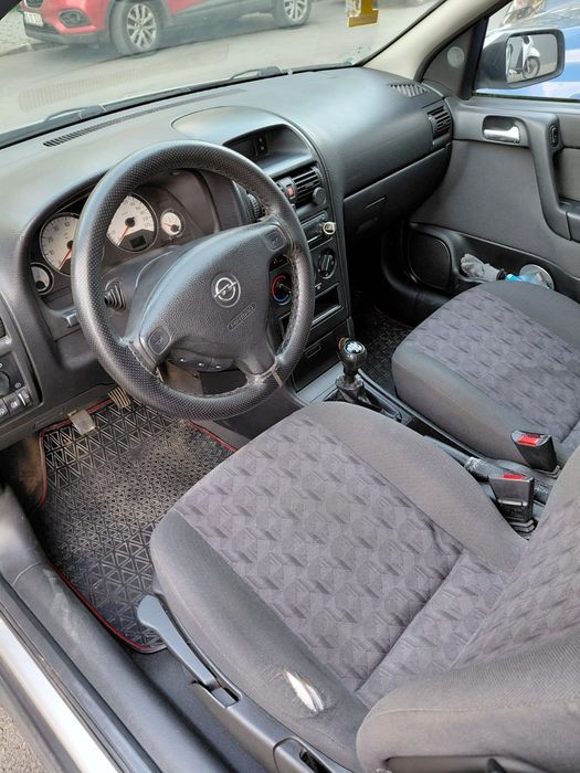 Opel Astra G 1.6 Benzina Model Comfort AC acte Proprietar stare buna