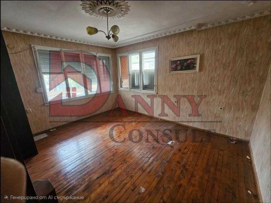 Продава се Тристаен апартамент в Велико Търново, Акация - 116 кв.м за 1078 €/кв.м - Снимка #1
