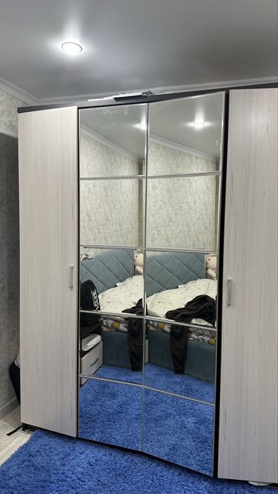 Срочно продается шифонер и зеркало