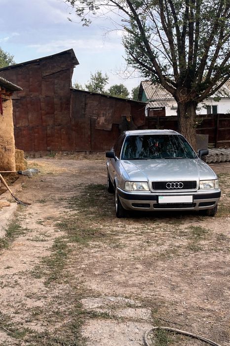 Продаю Audi 80 B4