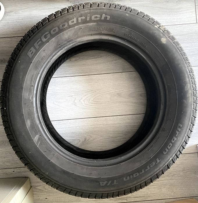 Vand 4 anvelope BFGoodrich Urban Terrain T/A 225/65R17 102H M+S