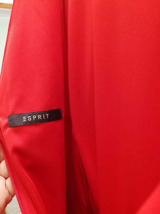 Ефирна рокля  ESPRIT