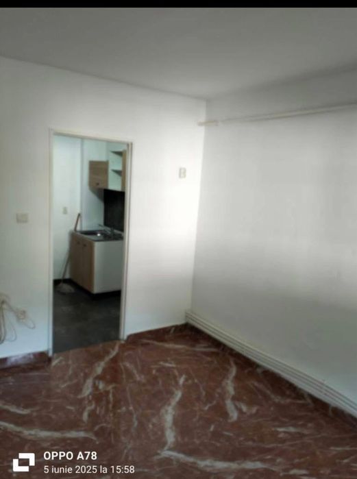 Camera camin cu centrala zona liceul pedagogic