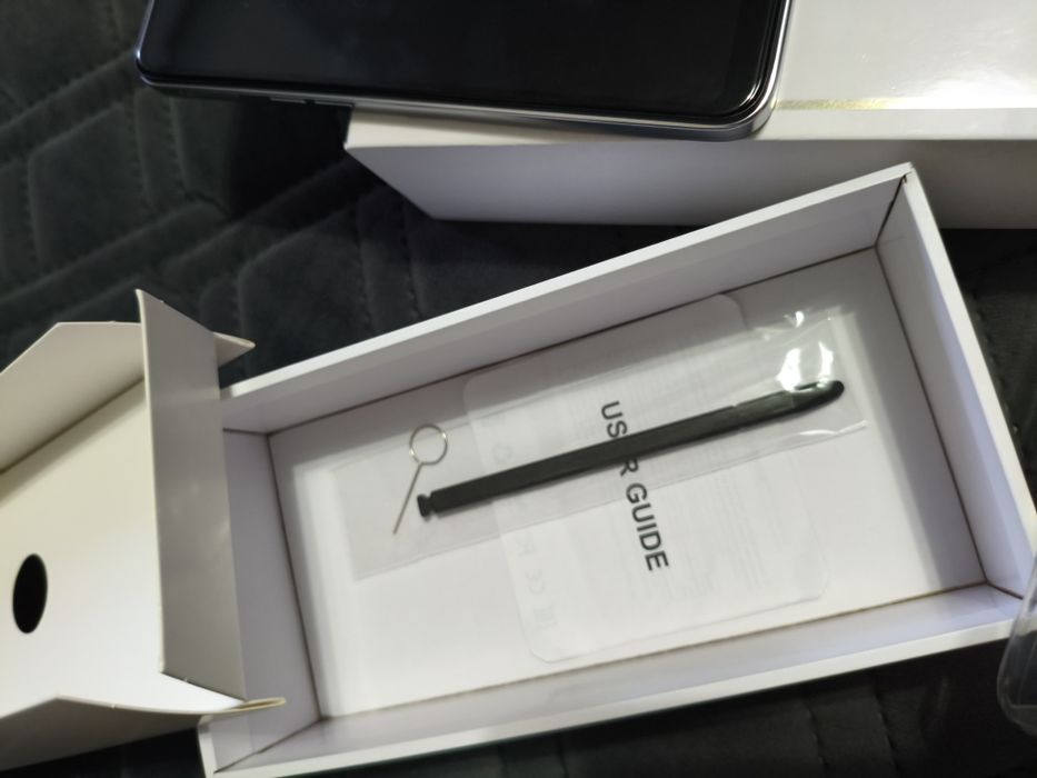 Продам новый Smart Phone