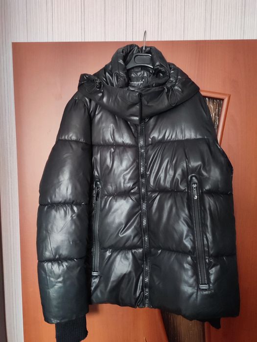 Продам куртку демисезонная