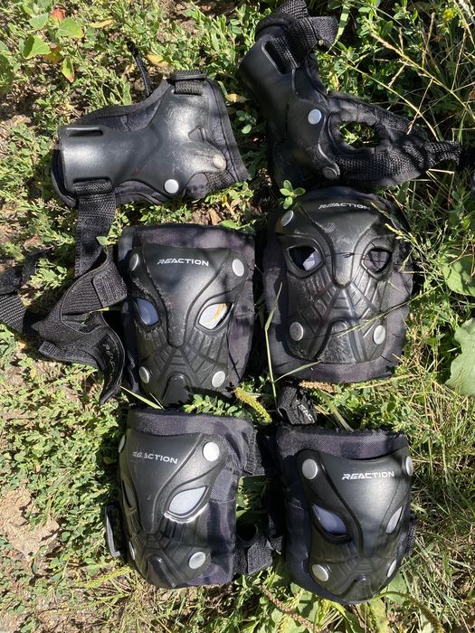 Продам роликовые коньки детские