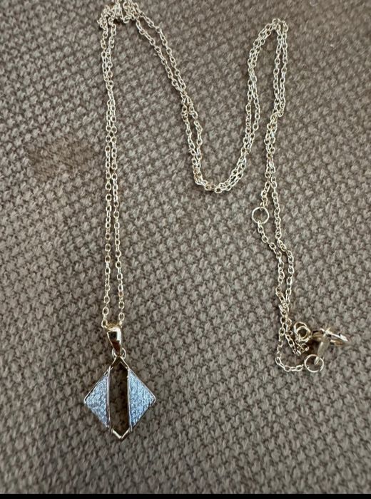 Colier aur cu diamante naturale!