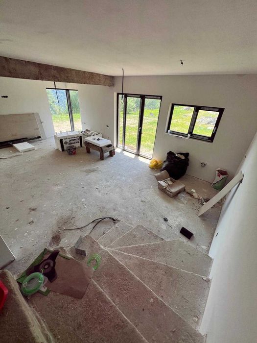 Cabană cu panoramă spectaculoasă – Măguri, Cluj | 146 mp utili | Teren 1.350 mp | 180.000 €