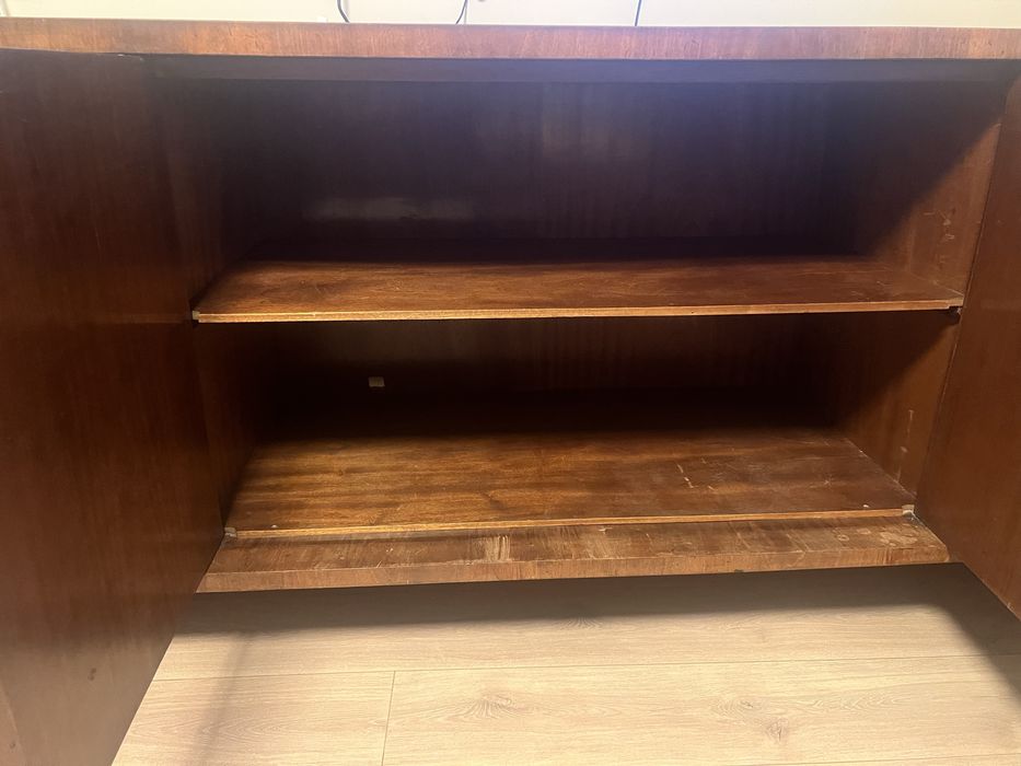 Ретро масивен шкаф / бюфет – 60–70-те години