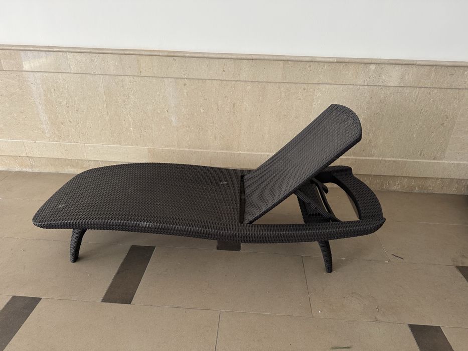 Шезлонг, в хорошем состоянии