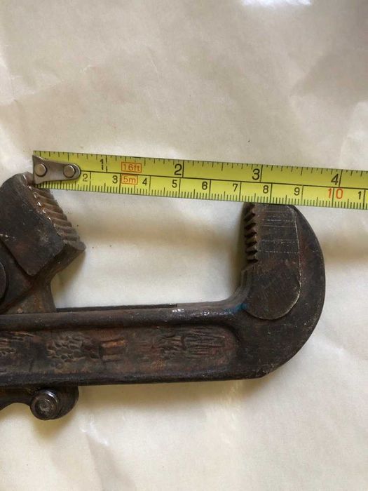 Советский разводной газовый ключ 10 номер в идеальном состоянии