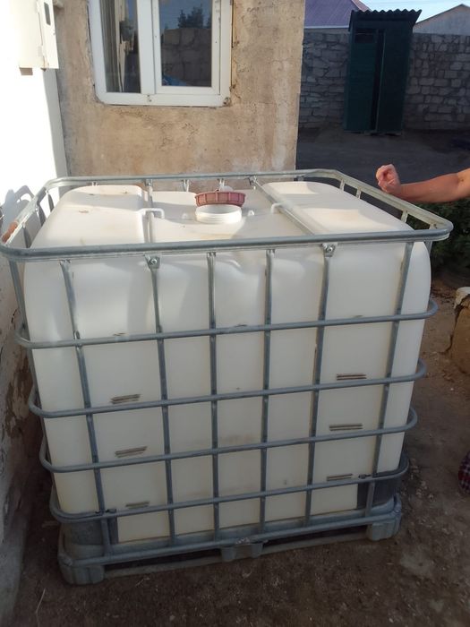 Кубическая ёмкость