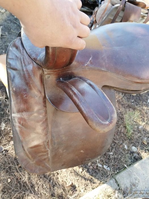 Șa călărie de piele de concurs