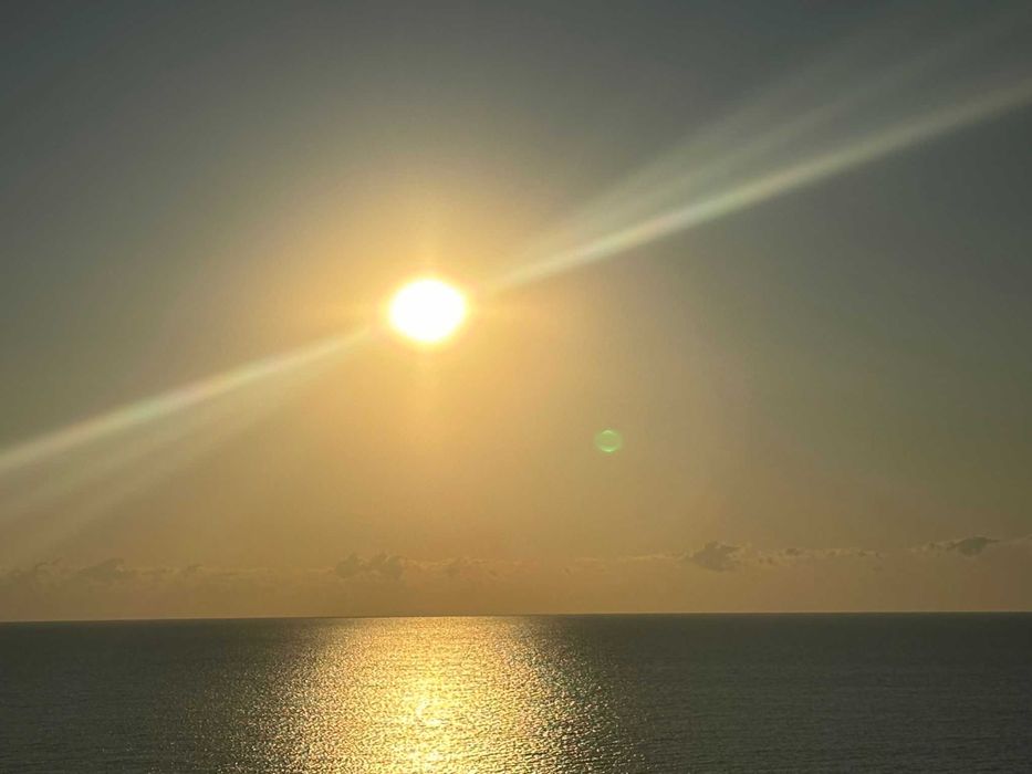 Продавам апартамент на първа линия в Бяла с красива панорамна гледка към морето  50 метра от плажа