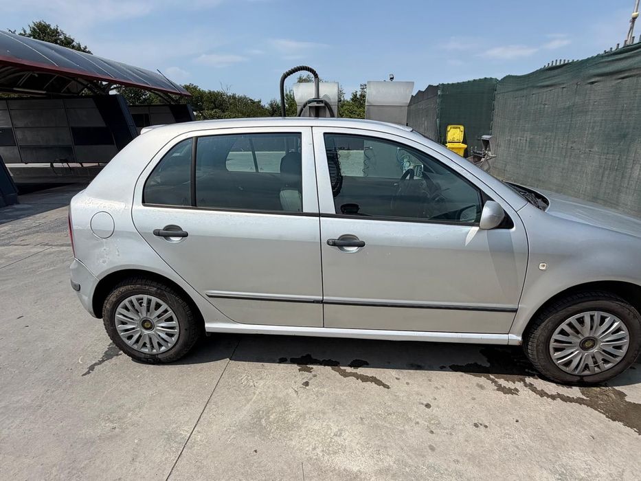 Skoda Fabia 1.4 16V Benzină