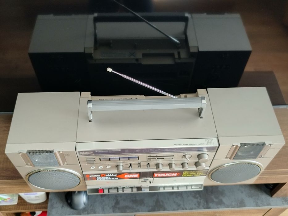 Aiwa ca-w10 радио касетофон