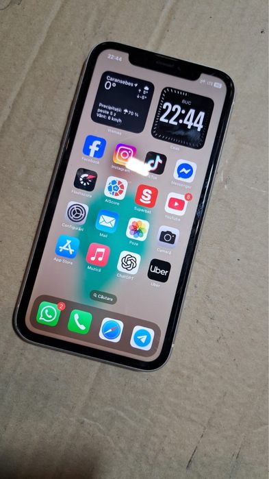 Iphone XR impecabil schimb cu alt telefon!
