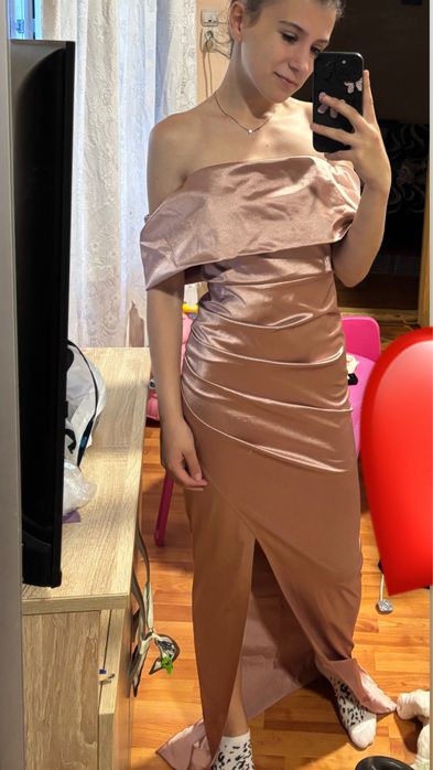 Vand rochie de seara