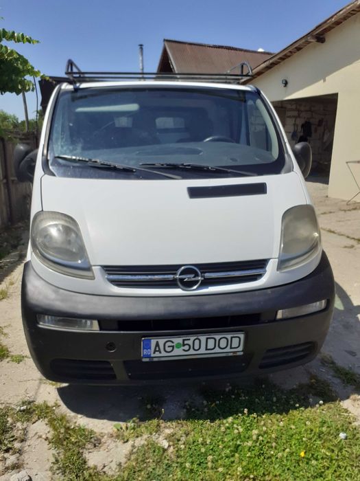 Vând Opel Vivaro 2005 preț 3000 Euro