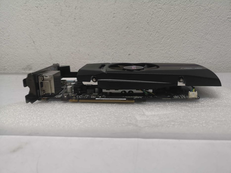 Видео карта -  ASUS HD7850 1GB