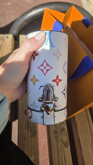 Кожанный  тубус louis Vuitton