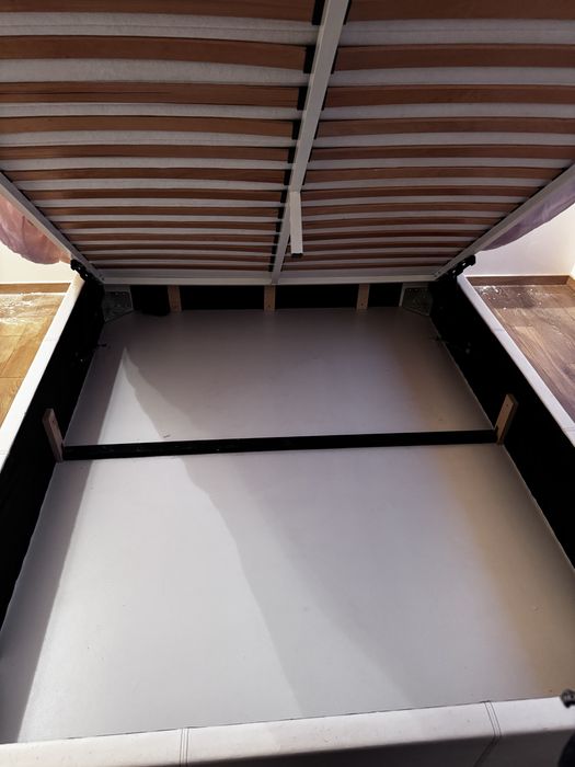 СПЕШНО! Подарявам спалня + матрак