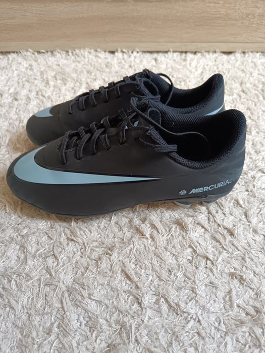Nike Mercurial калеври, 33.5 номер