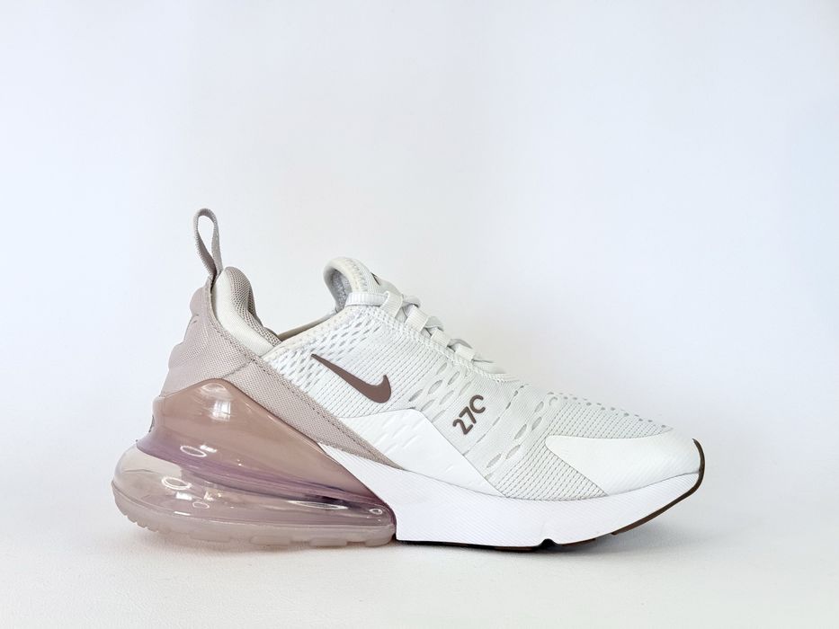 Adidasi Nike Air Max 270