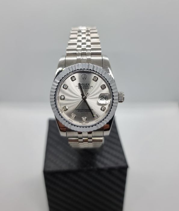 Rolex Datejust Pink Dial Diamond Bezel Часовник