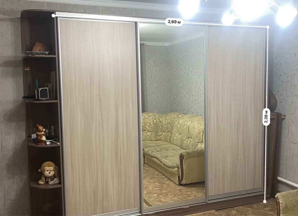 Продам шкаф спальный