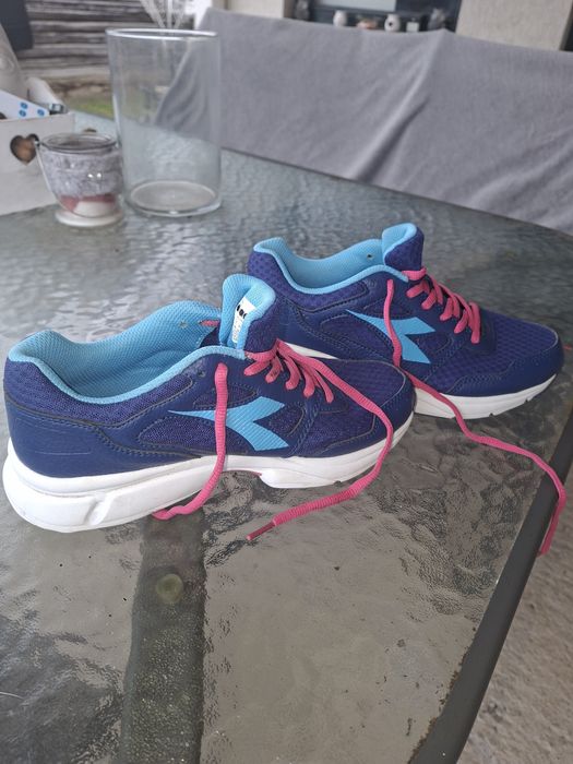 Adidasi diadora damă