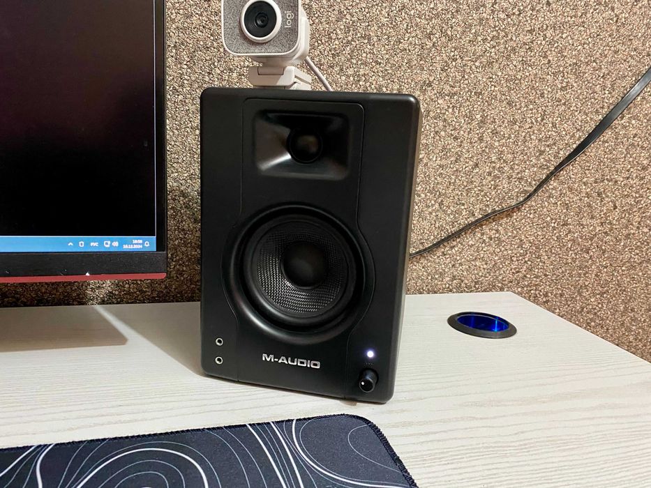 Колонки m-audio bx3