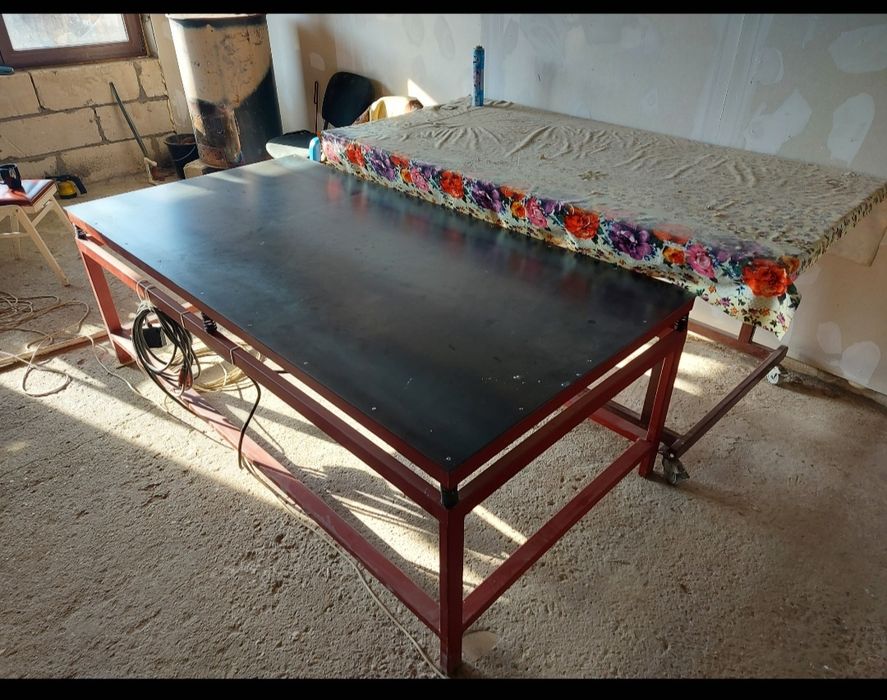 Masa de vibrat placi de gard