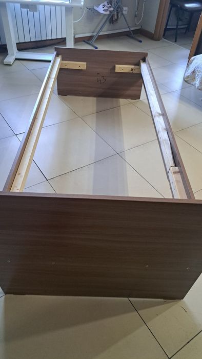 Продам кровати?!