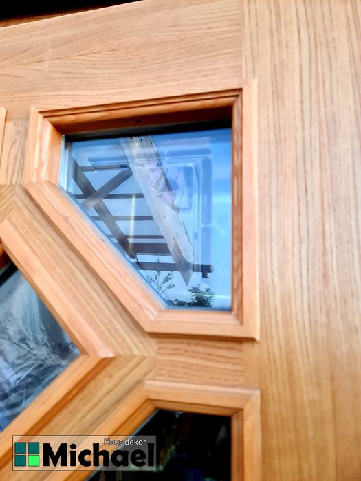 Usa intrare lemn masiv,Austria(Sandra 5724)