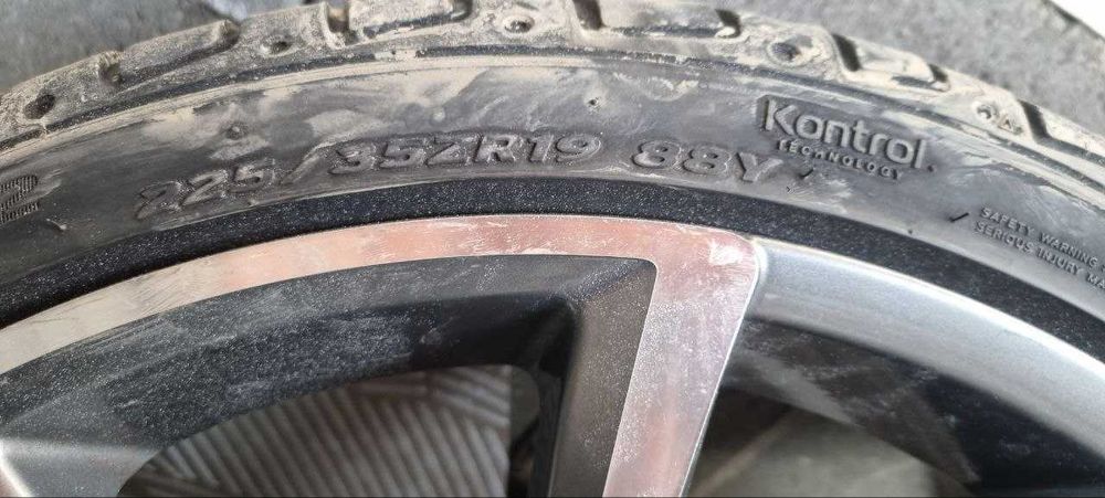 Roti  19  de Golf 7 cu anvelope Hankook 225/35/19