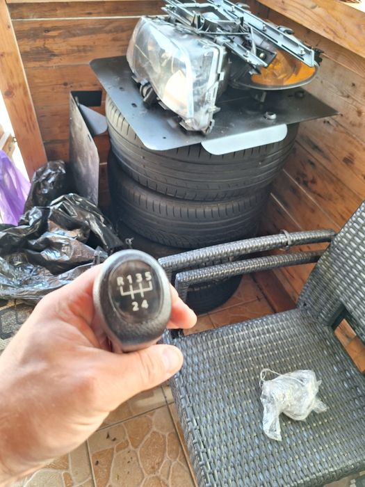 Jenti BMW faruri și scut motor