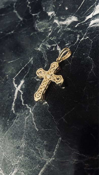 vând cruce aur 14k unicata