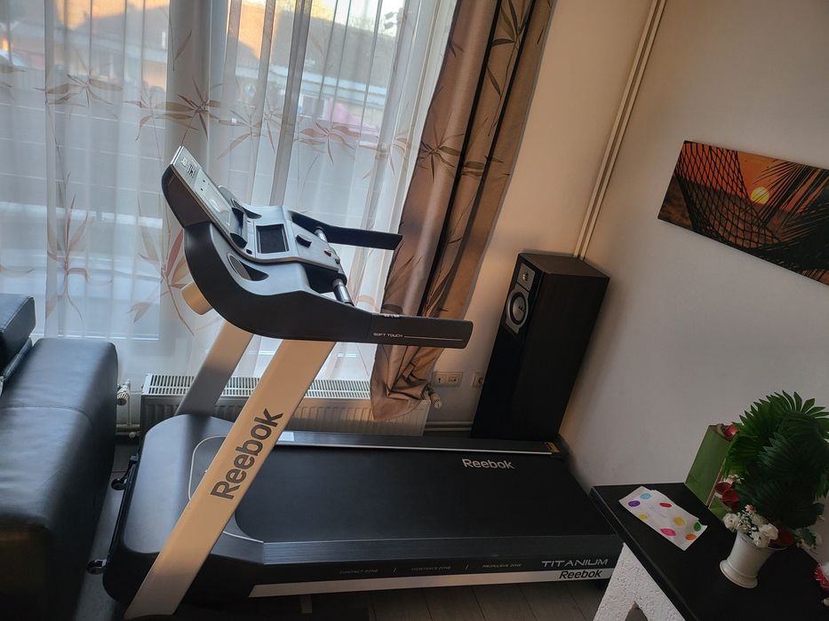 Banda alergat Reebook