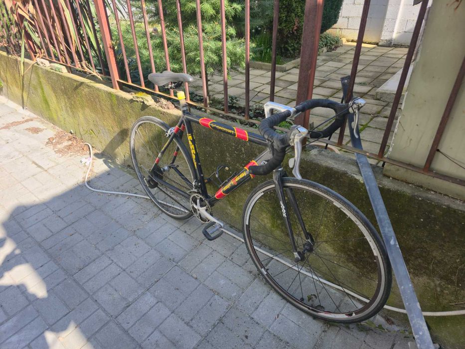 Продавам велосипед шосейка